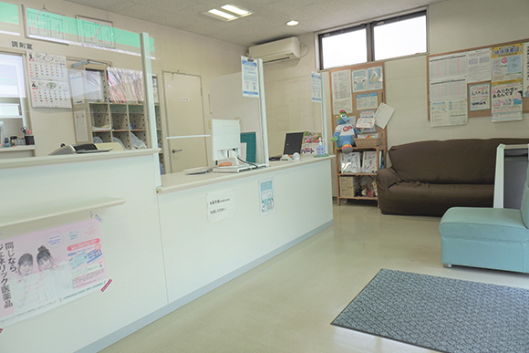 ふたがみ薬局　内観